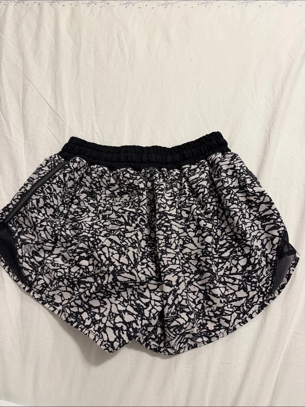 Lululemon Black & White Printed Women’s Active Shorts